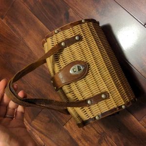 Vintage basket bag